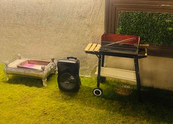 شاليه بصالة تطل على العاب اطفال
