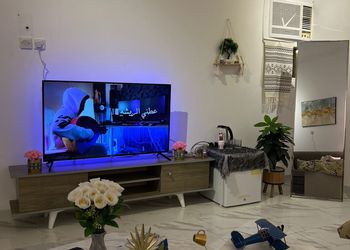 استديو بسرير ماستر وجلسة 