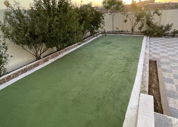شالية بمجلس ومسبح داخلي