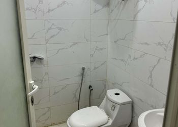 استديو هادئ بسرير ماستر