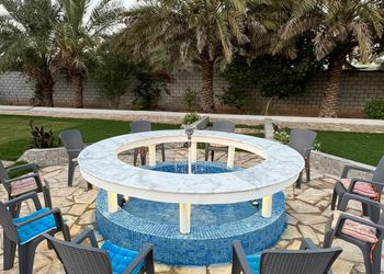 مزرعة بأجواء مميزة وجلسة خارجية 