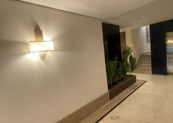 استديو هادئ بدخول ذاتي 