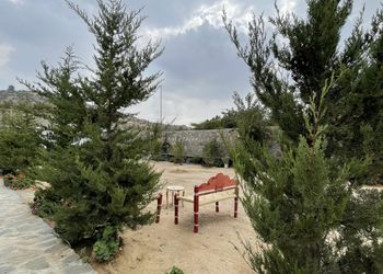 وحدة بصالة مريحة وغرفة نوم 
