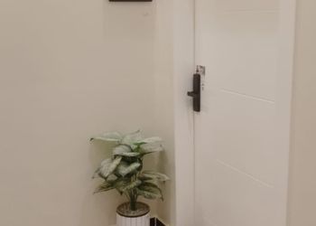 استديو بسرير ماستر