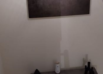 استديو هادئ بدخول ذاتي 