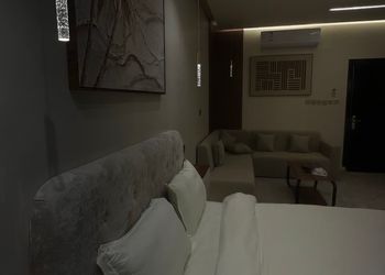 استديو هادئ بسرير ماستر 