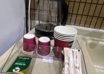 شقة بغرفة معيشة وغرفتين نوم 