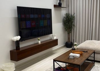 شقة بغرفة معيشة وغرفة نوم 