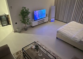 استديو راقي و هادي
