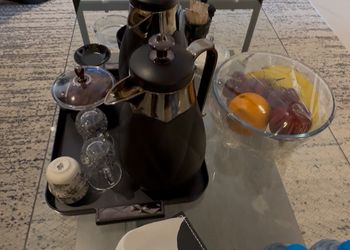 شقة بغرفه نوم وجلسة خارجية