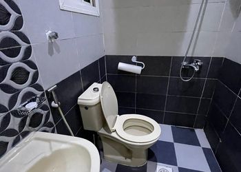 استديو بسرير ماستر وجلسة جانبية