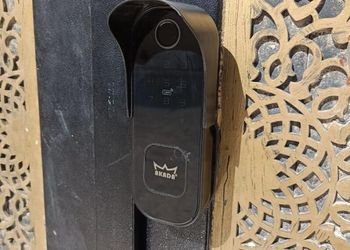 استديو بسرير ماستر وأثاث مريح 