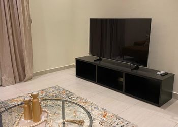 شقة بغرفتين نوم وغرفة معيشة