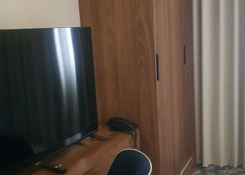 استديو بسرير ماستر 