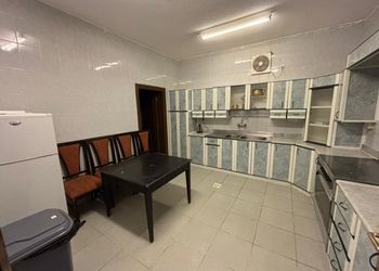 استراحة بمسطح اخضر