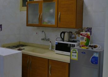 شقة بغرفة نوم مع صالة جلوس