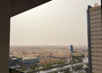 شقة بغرفتين نوم وصالة 