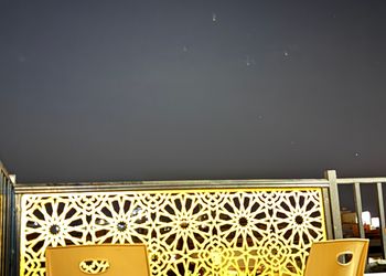 شقة بغرفة نوم وصالة 