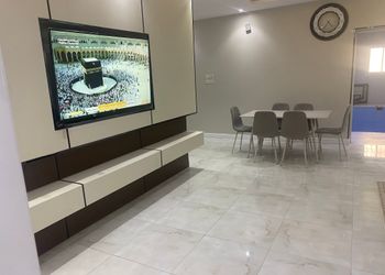 استراحة بجلسة خارجية ومسبح داخلي
