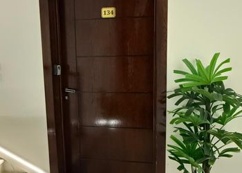 شقة بغرفة معيشة وغرفة نوم 