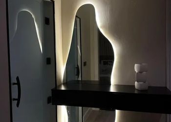استديو بسرير ماستر وجلسة جانبية 