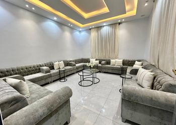 استراحة بمسطح اخضر