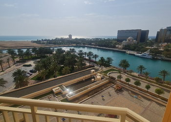 شقة مميزة بإطلالة على المارينا 