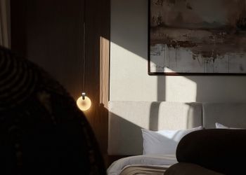 استديو هادئ بسرير ماستر 