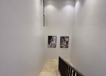 استديو بدخول ذاتي