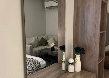 استديو بدخول ذاتي وتصميم هادئ 
