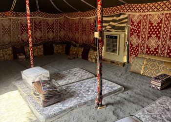 استراحة بمناظر خلابة ومجلس