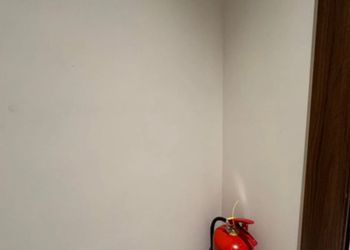 استديو هادئ بسرير ماستر 