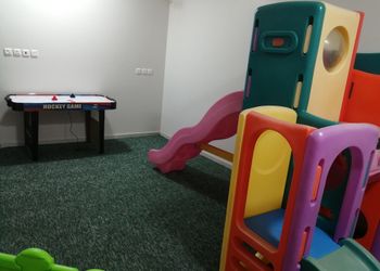 شقة بغرفتين نوم وصالة جلوس