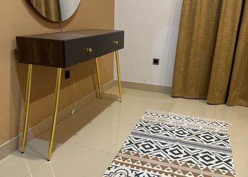 استديو بأثاث مريح وبسيط 