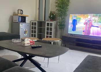 شقة بدخول ذاتي وغرفة نوم 