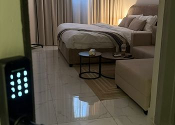 استديو بسرير ماستر ودخول ذاتي 