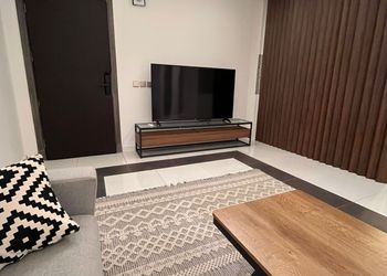 شقة بغرفتين نوم وصالة 
