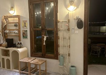 مزرعة بجلسة خارجية وبيت شعر 