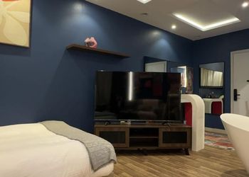استديو هادئ بسرير ماستر 