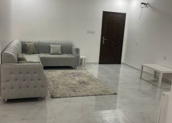 دور بمجلس واربع غرف نوم 