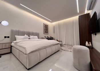 استديو بأثاث مريح وبسيط 22