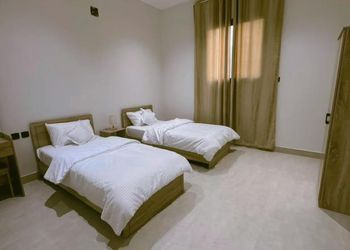 شقة واسعة أنيقة بثلاث غرف