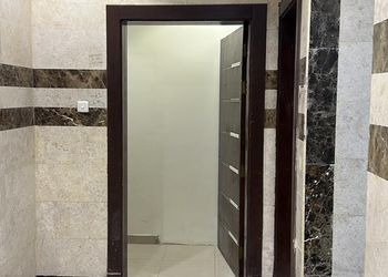 استديو هادئ بدخول ذاتي 