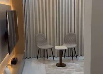 استديو بسرير ماستر