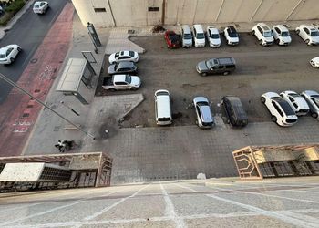 شقة بغرفتين نوم وصالة