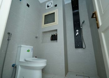 استديو بأثاث مريح وبسيط 