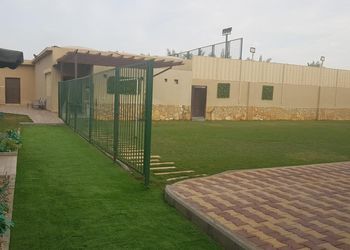 استراحة بصالة ومسبح 