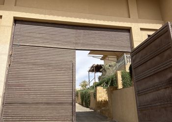 استراحة بجلسة خارجية و مسبح
