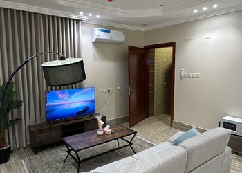 استديو بسرير ماستر ودخول ذاتي