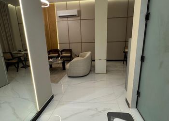 استديو بسرير ماستر وجلسة جانبية